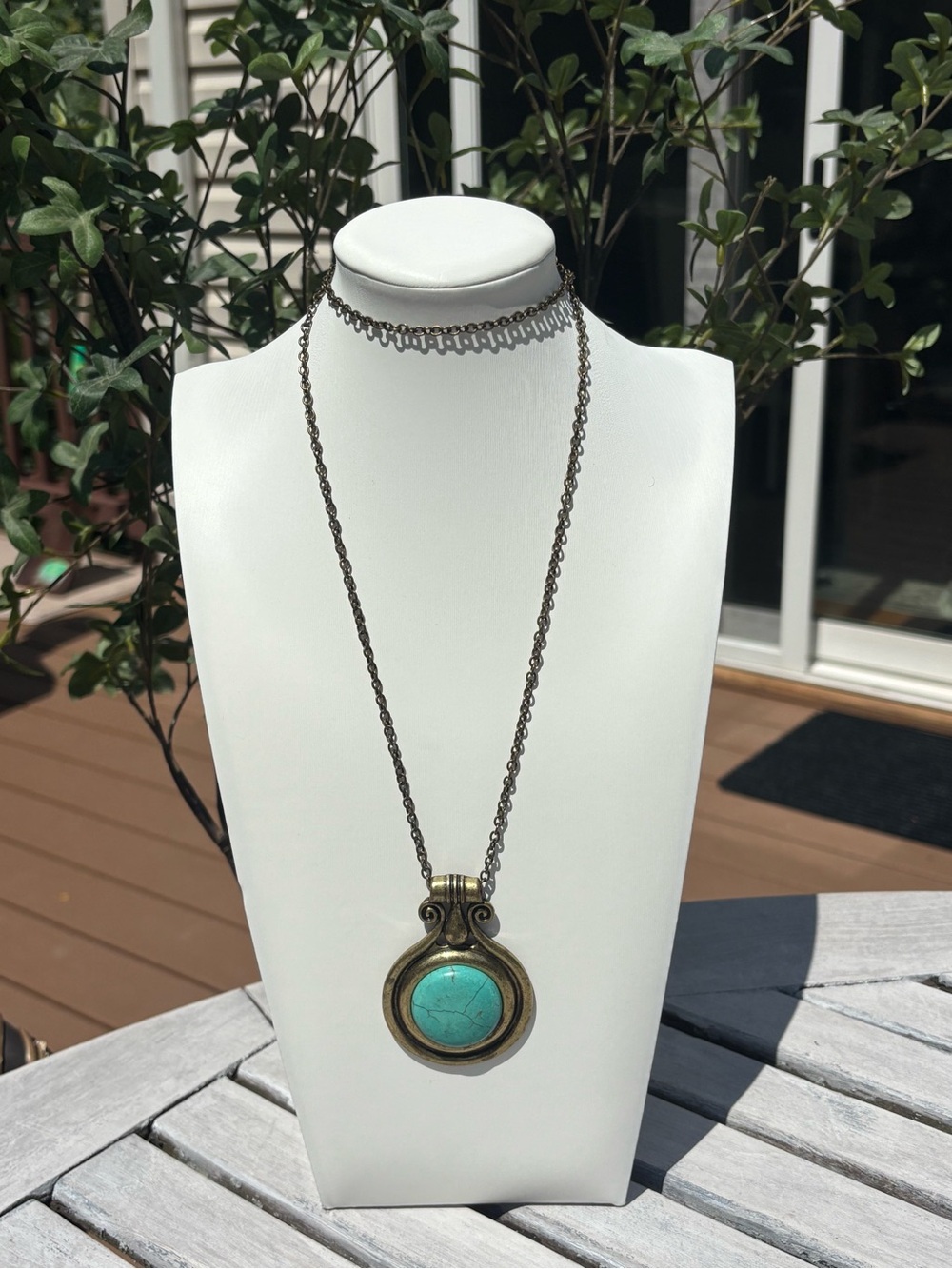 Vintage-Inspired Turquoise Pendant Necklace